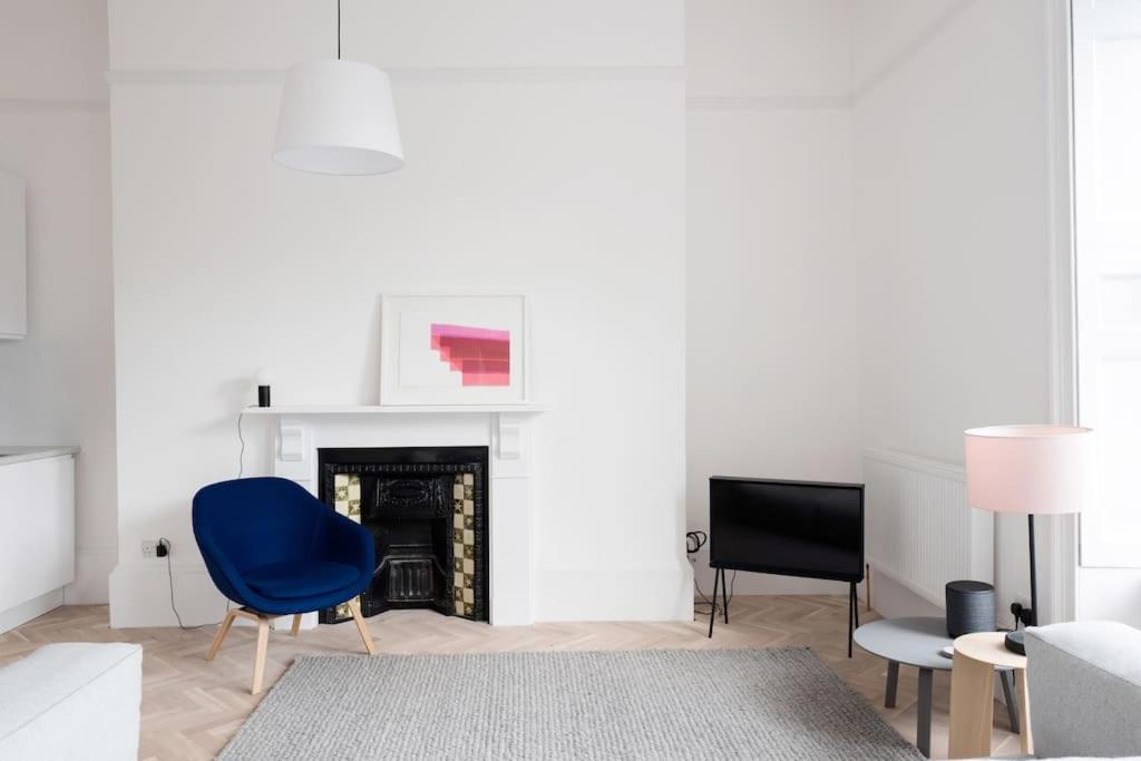 Spacious Georgian Pad - Free Parking - Walk To Bath Apartment Exterior photo